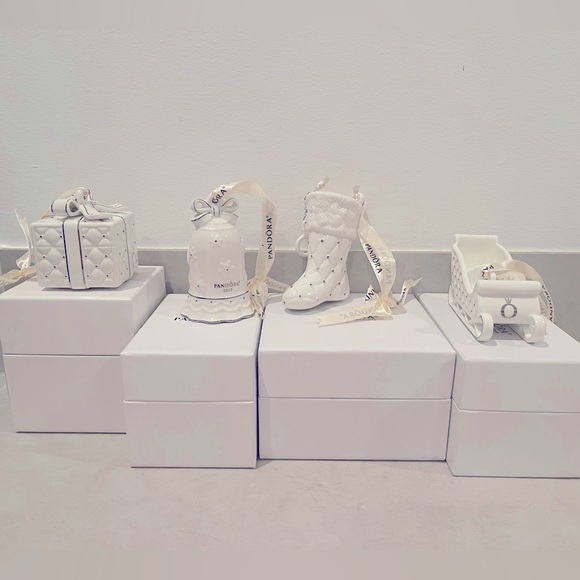 Pandora 4 NEW ceramic ornaments - Limited Edition - Picture 1 of 4